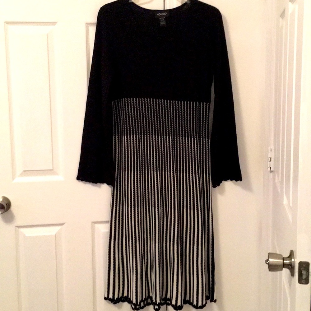 **DONATED** Black and White Ombré Dress